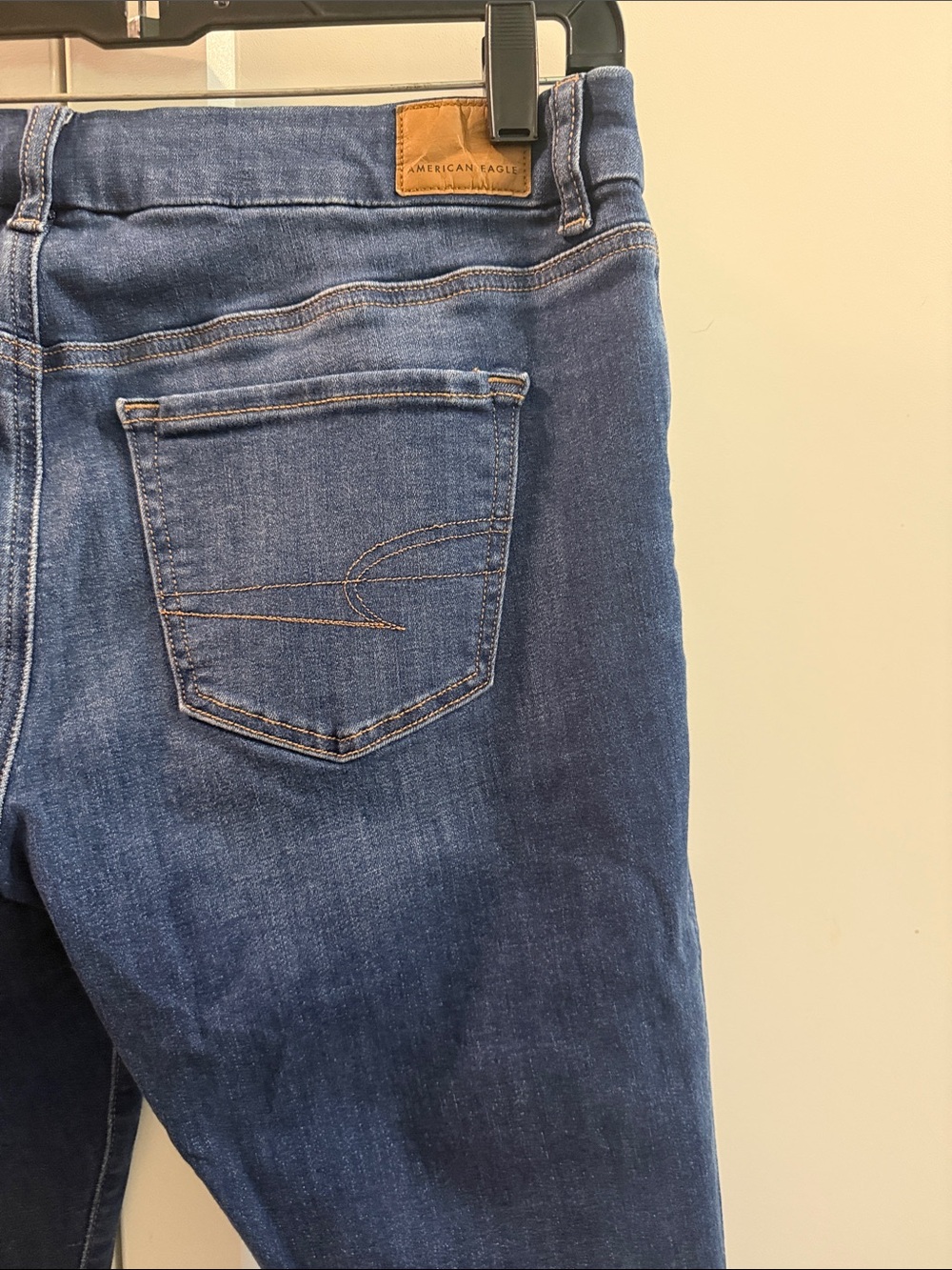 American Eagle Women’s Dark Wash Kick Bootcut Jeans Size 10 Regular - Picture 9 of 12